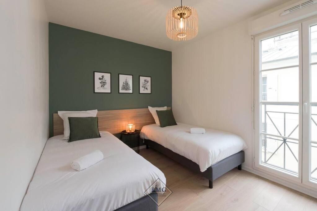 Royal Appartement Disneyland Bmyguest Serris Exterior foto